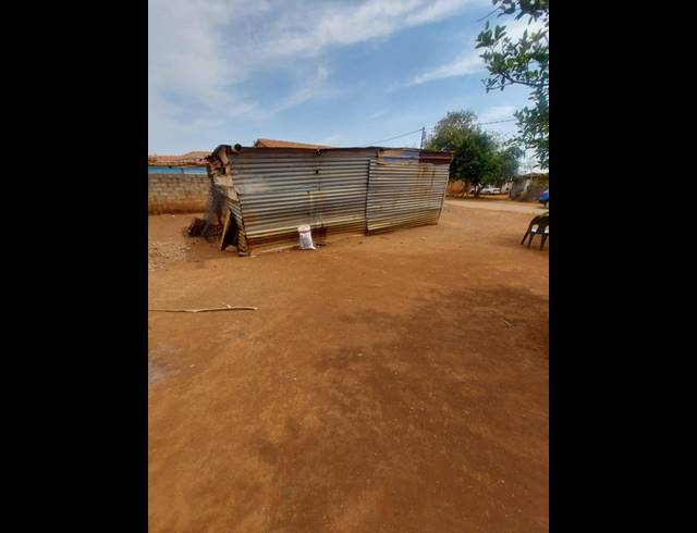 LAND FOR SALE IN SOSHANGUVE SOUTH